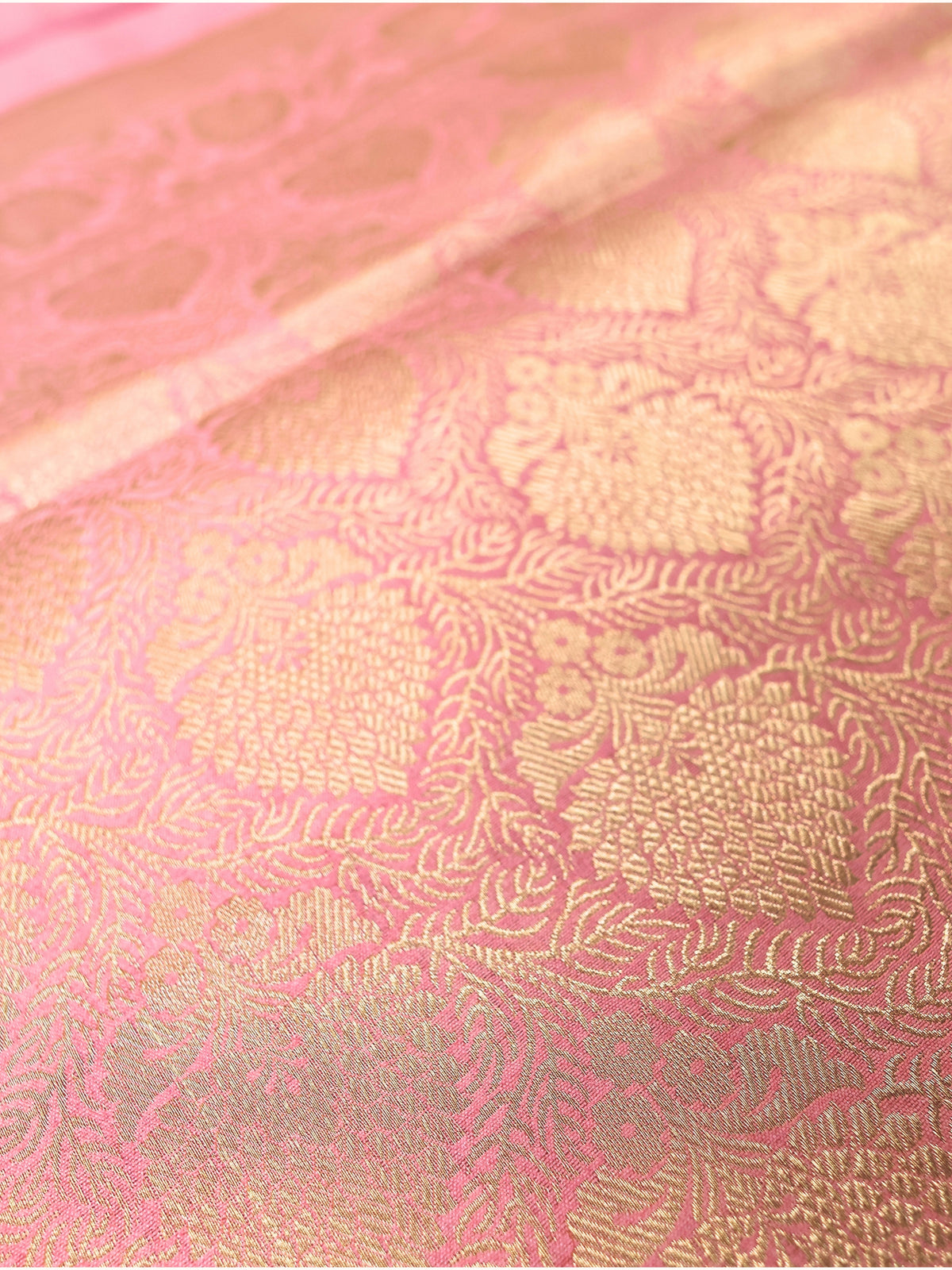 Pure Chiniya Silk Banarasi Saree with Zari Pallu