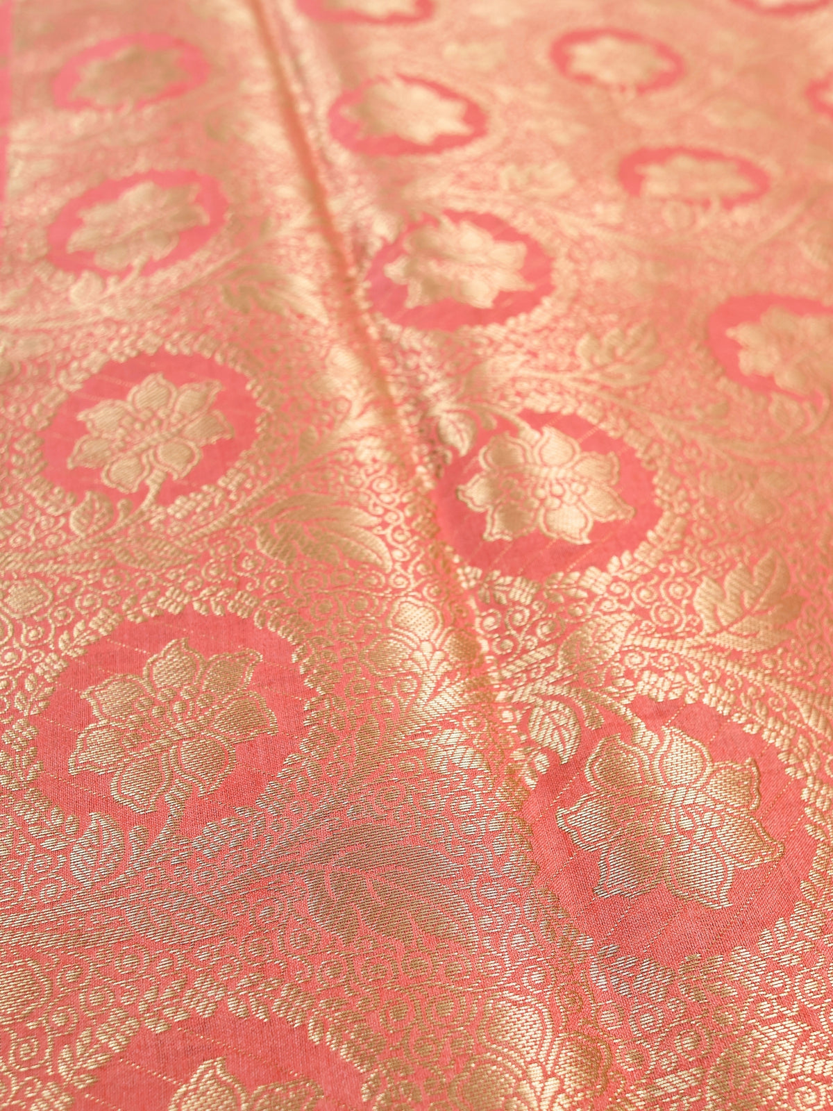 Rose Pink Chiniya Silk Saree with Scalloped Border