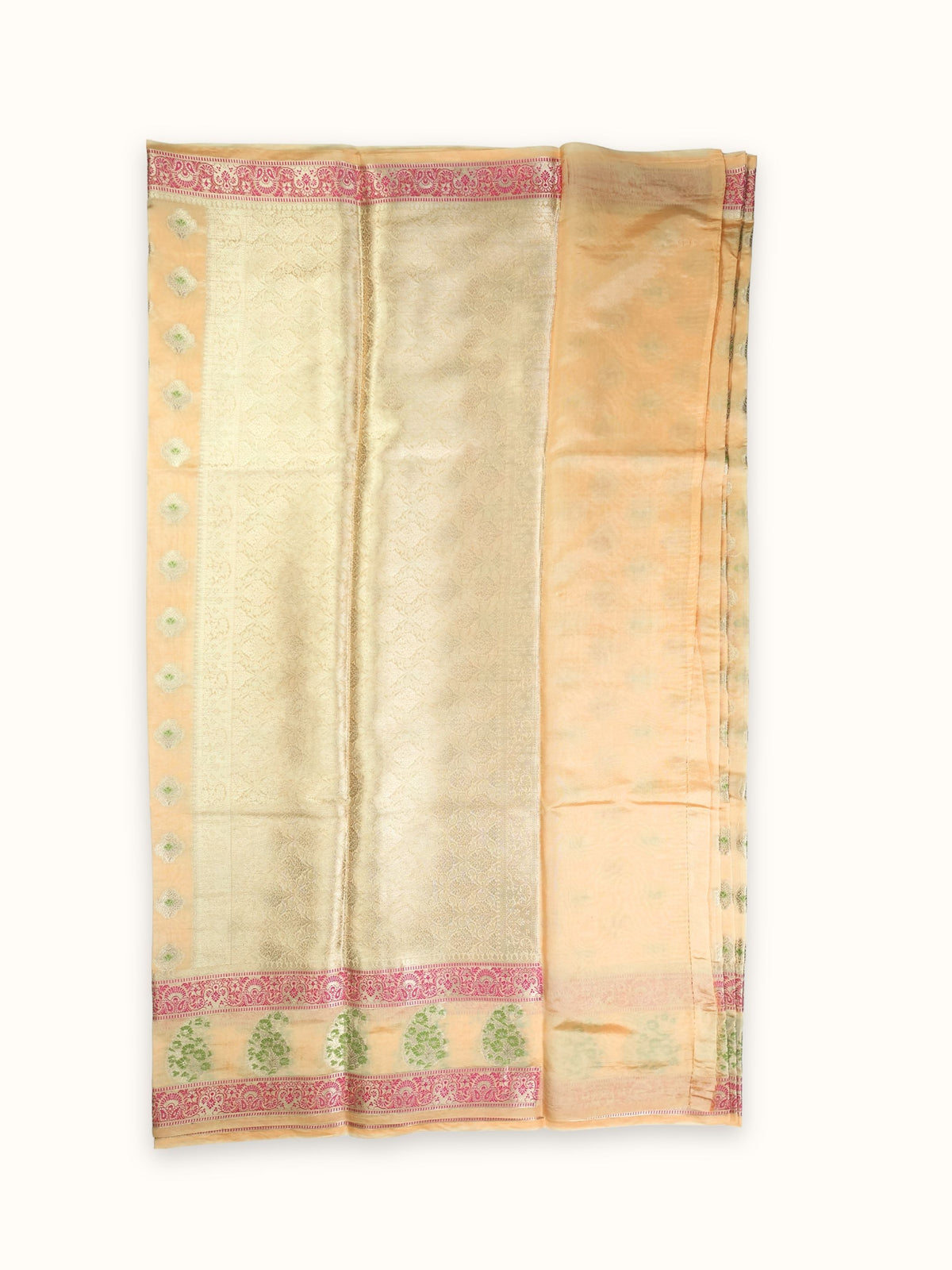Pallu in dense gold and silver zari