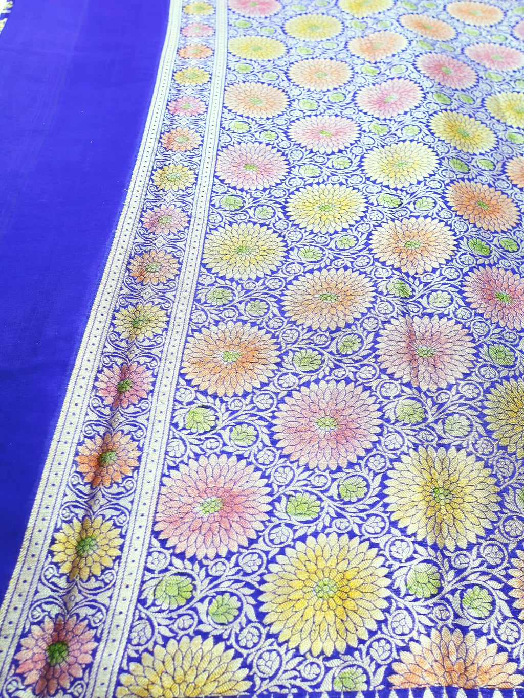 Royal Blue Rangkaat Chiffon Saree with Hand Painted Zari, close detail of the weave