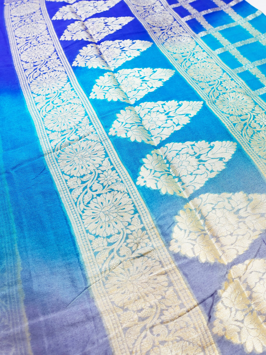 Sapphire to Ivory Chiffon Saree with Silver Lattice Jaal, close detail of the weave