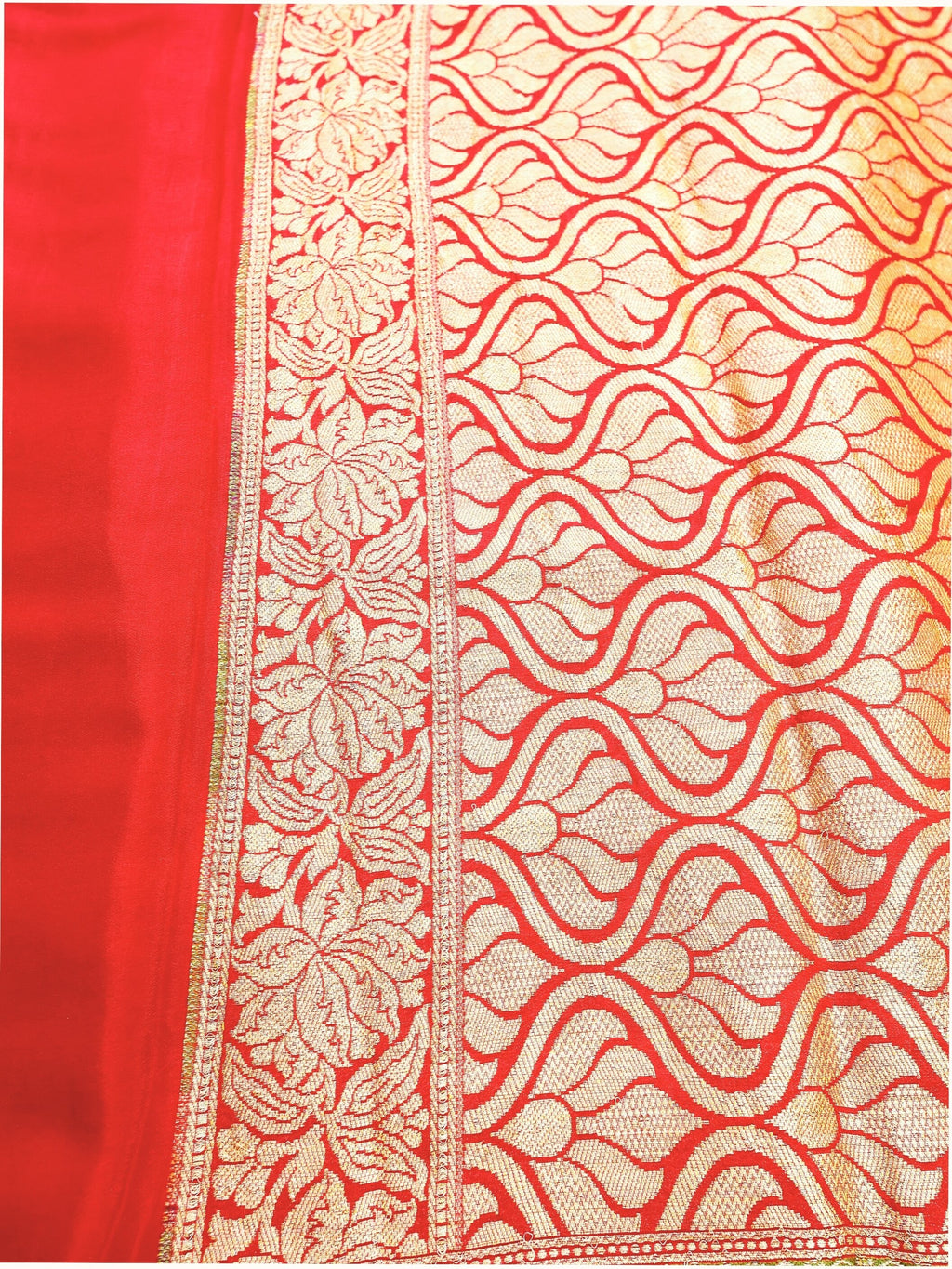 Scarlet Chiffon Saree with Gold Zari Pallu, close detail of the weave