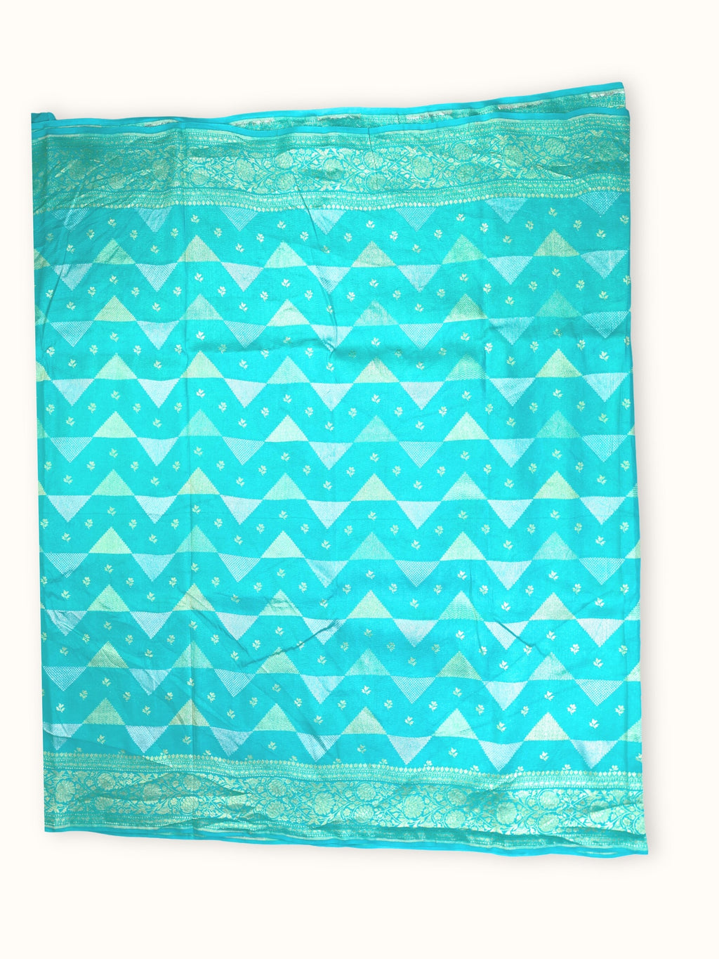Turquoise Khaddi Chiniya Handloom Saree with Silver Jangla, full spread